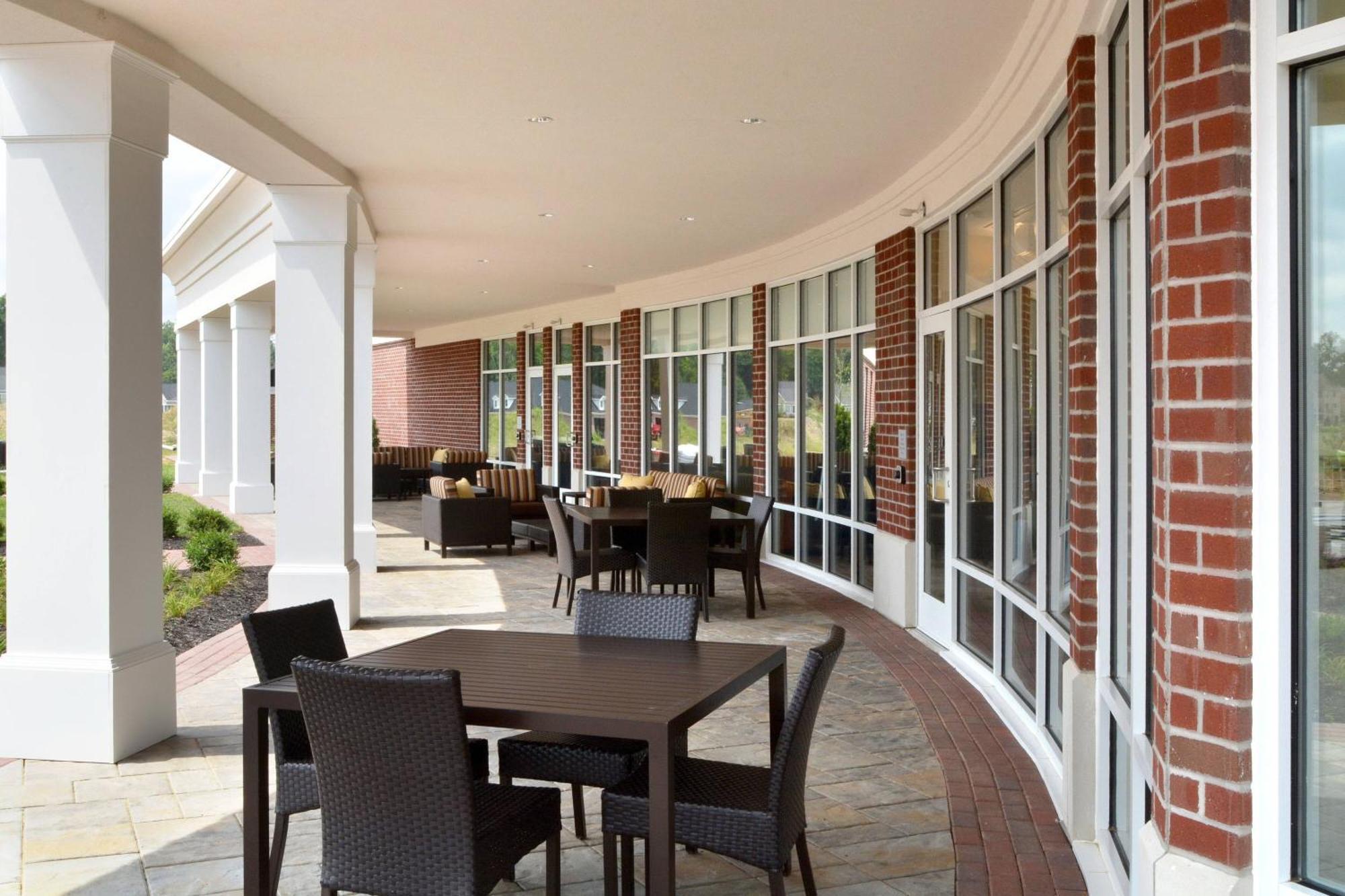Courtyard By Marriott Youngstown Canfield Exterior foto